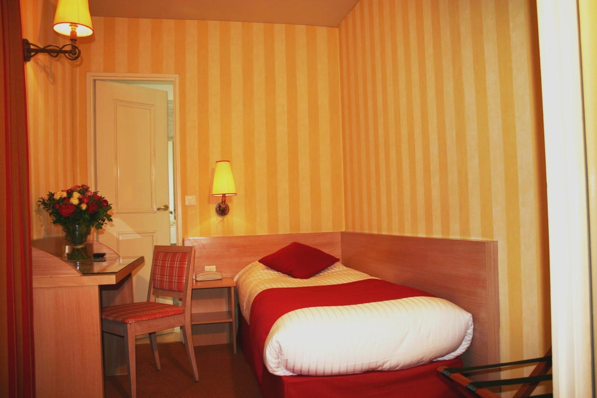 Hotel Delambre Paris Eksteriør billede